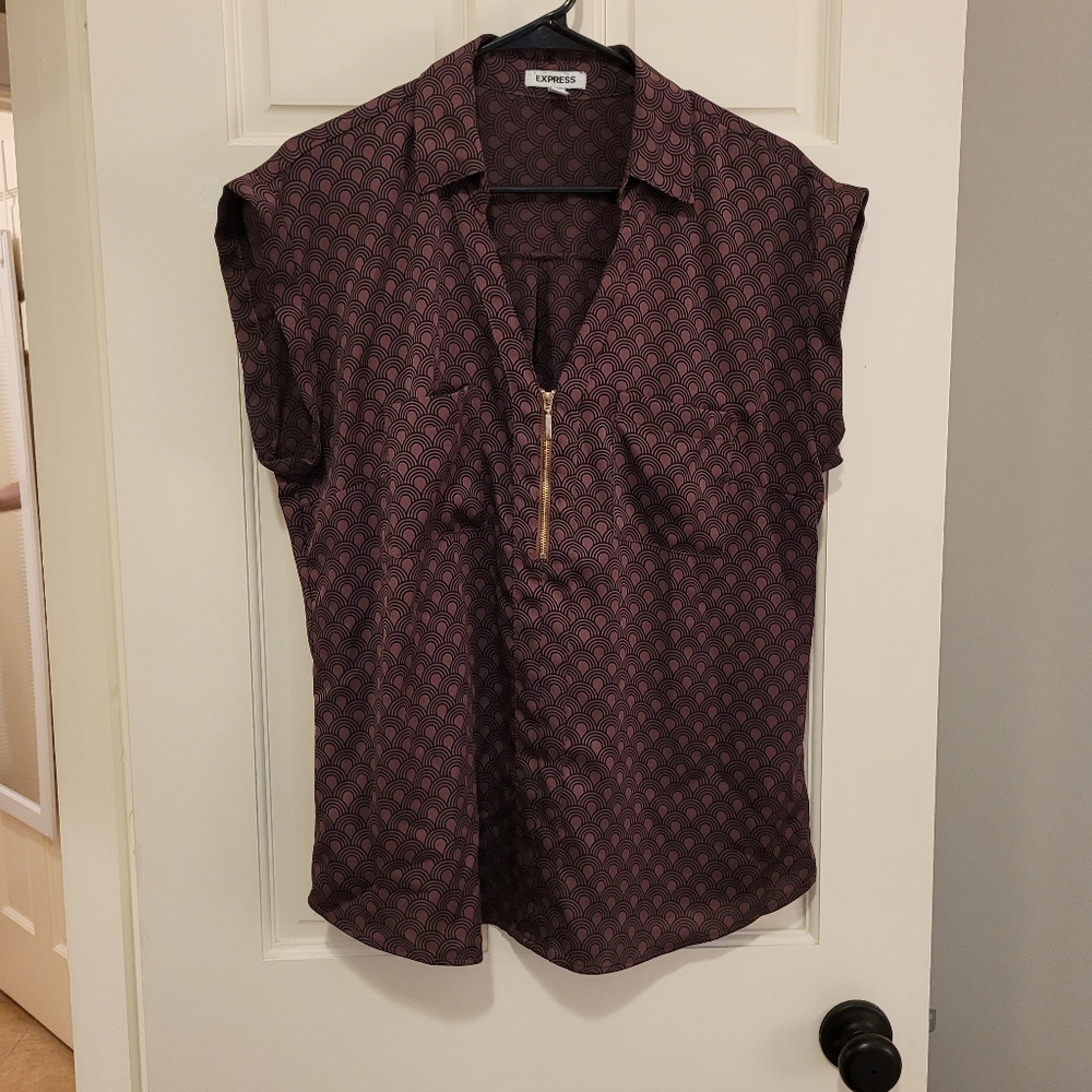 Express Gramercy Zip-front purple roll sleeve shirt, size L
